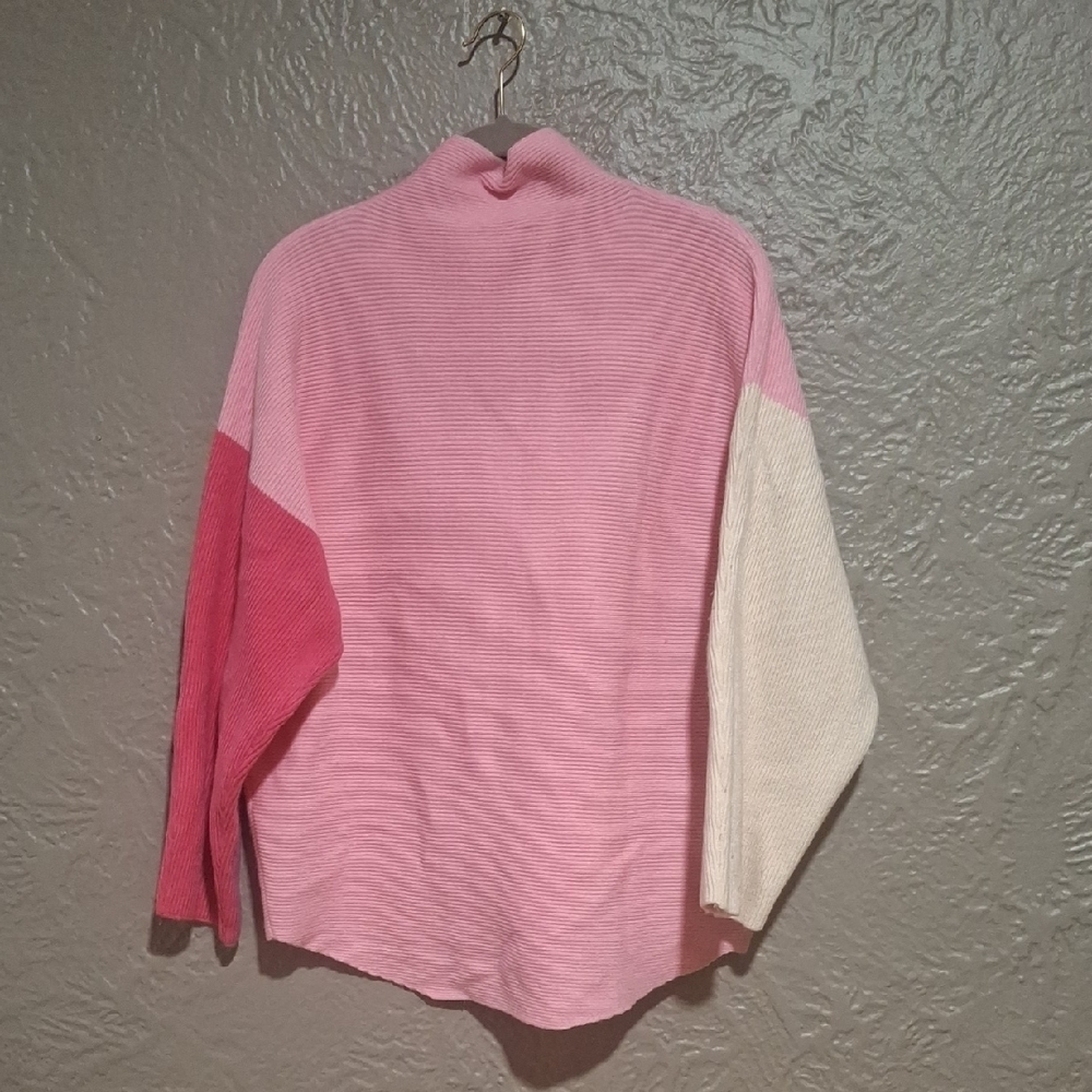 THML.women's  Pink and Cream Cowl Neck Sweater Size M - Picture 4 of 6
